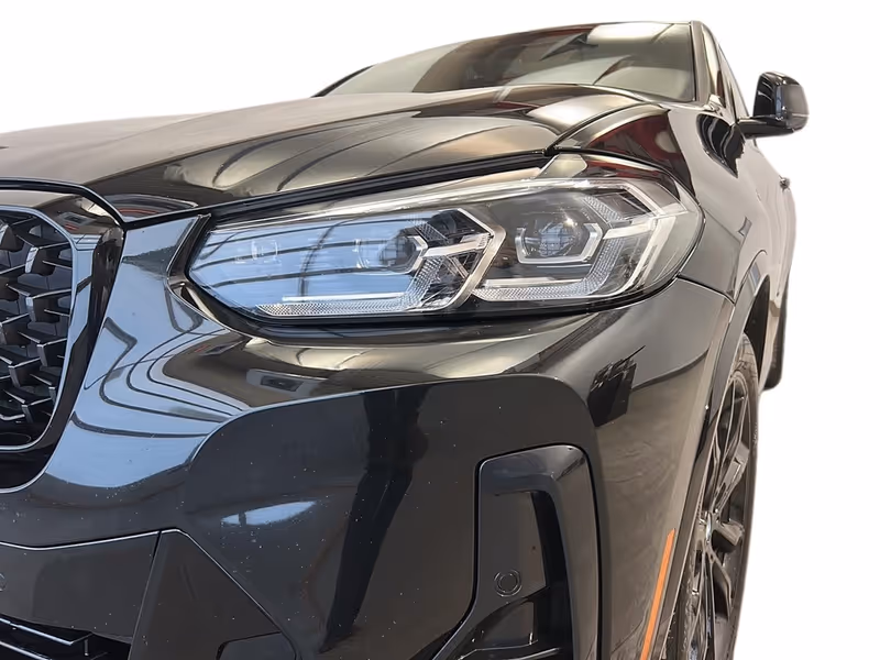 2023 BMW X4 xDrive30i