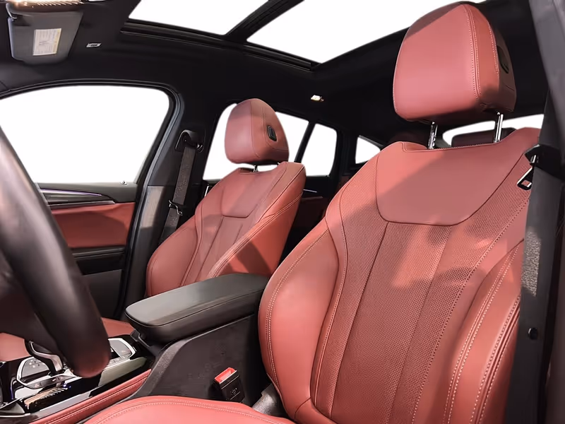 2023 BMW X4 xDrive30i