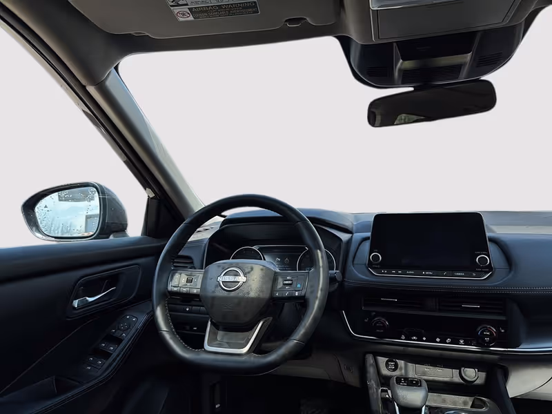 2025 Nissan Rogue SV Moonroof