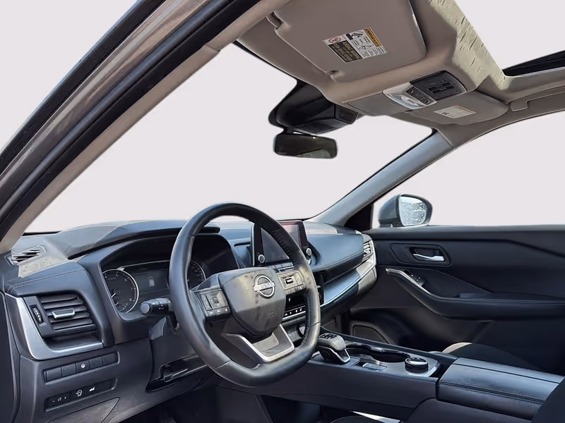 2025 Nissan Rogue SV Moonroof