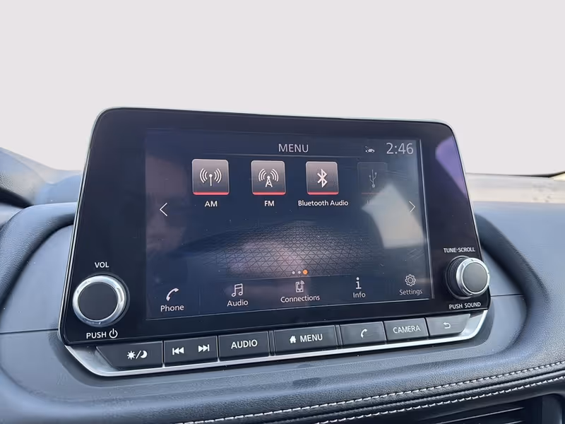 2025 Nissan Rogue SV Moonroof