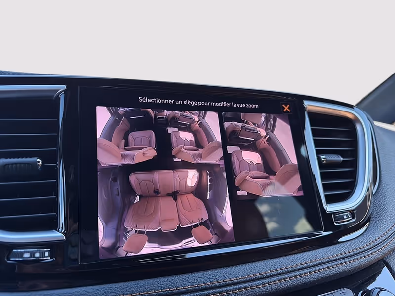 2023 Chrysler Pacifica Hybrid Pinnacle