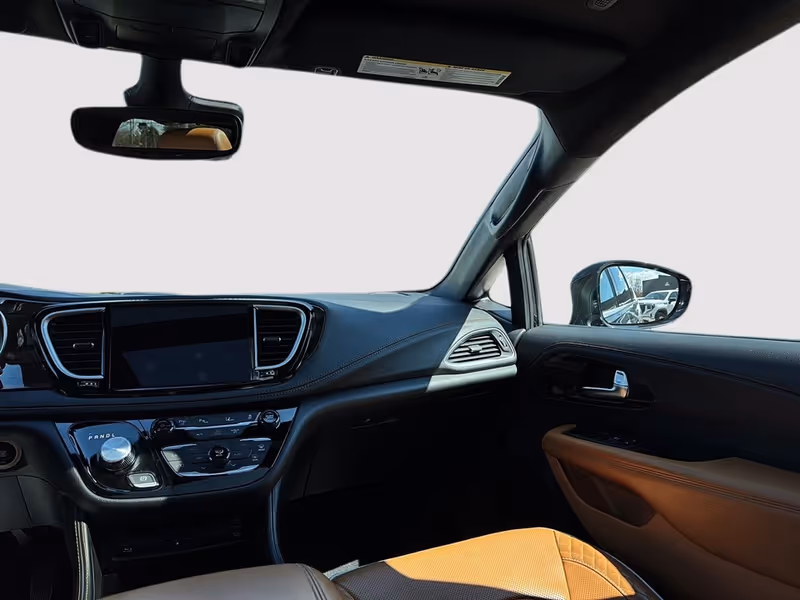 2023 Chrysler Pacifica Hybrid Pinnacle