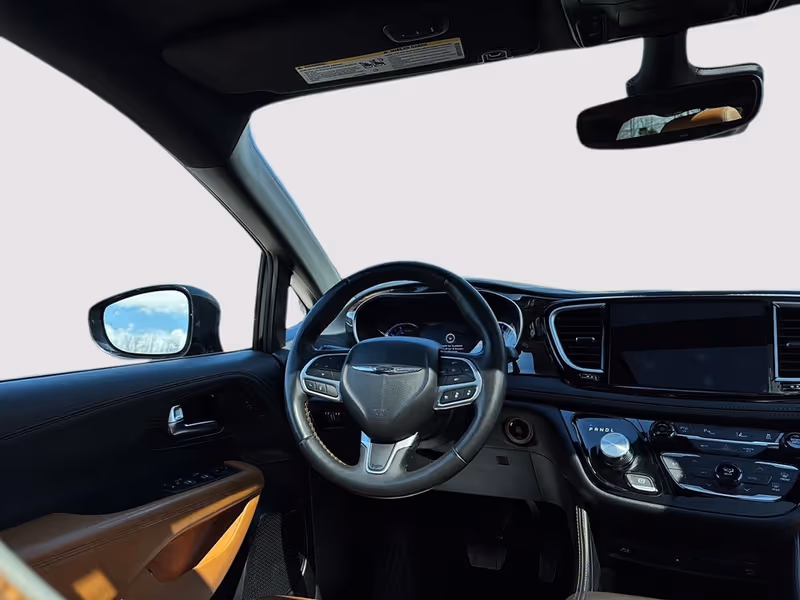 2023 Chrysler Pacifica Hybrid Pinnacle