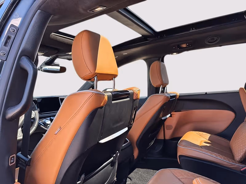 2023 Chrysler Pacifica Hybrid Pinnacle