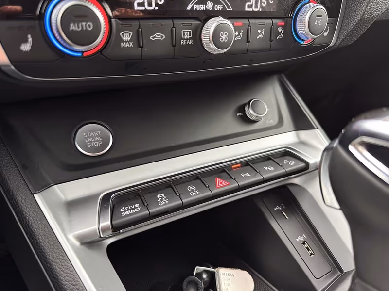 2020 Audi Q3 Technik