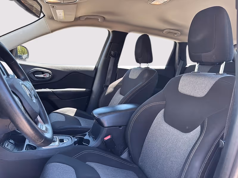 2014 Jeep Cherokee Sport