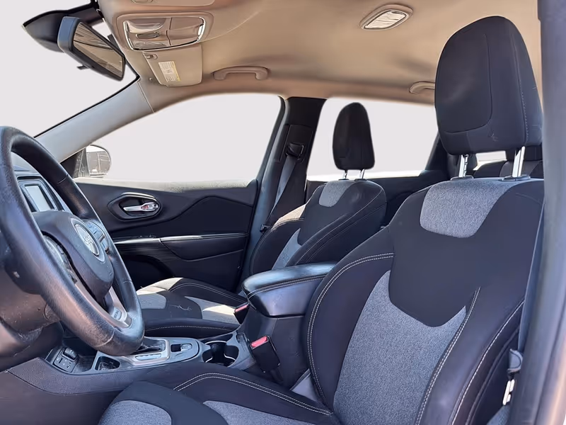 2014 Jeep Cherokee Sport