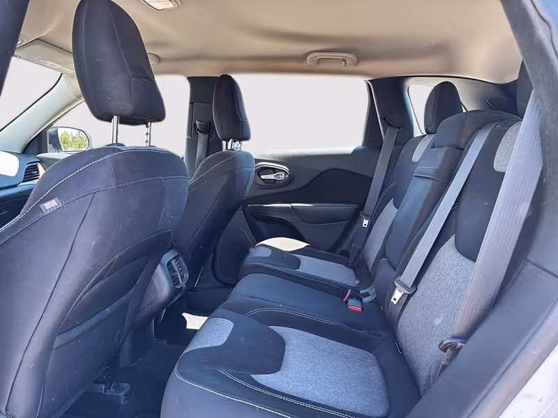 2014 Jeep Cherokee Sport