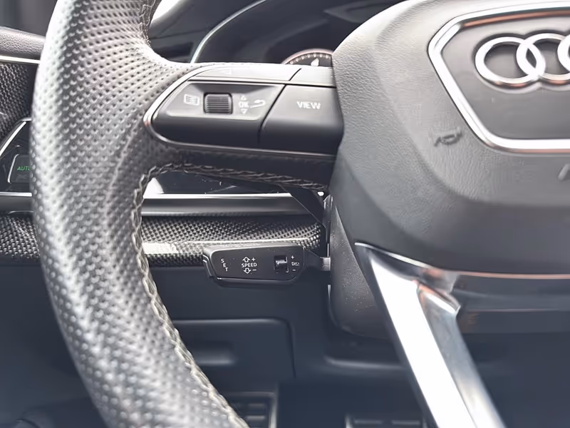 2023 Audi SQ8 Premium Plus