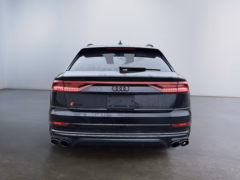 2023 Audi SQ8 Premium Plus