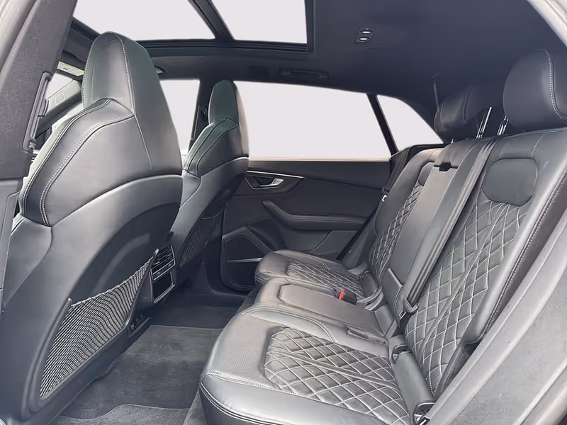 2023 Audi SQ8 Premium Plus