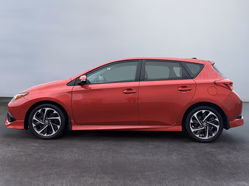 2017 Toyota Corolla iM CVT (Natl)