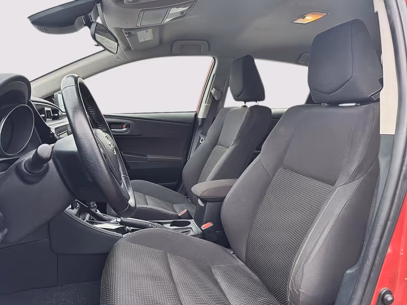 2017 Toyota Corolla iM CVT (Natl)