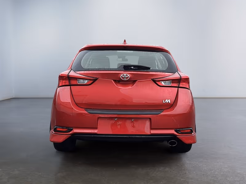 2017 Toyota Corolla iM CVT (Natl)