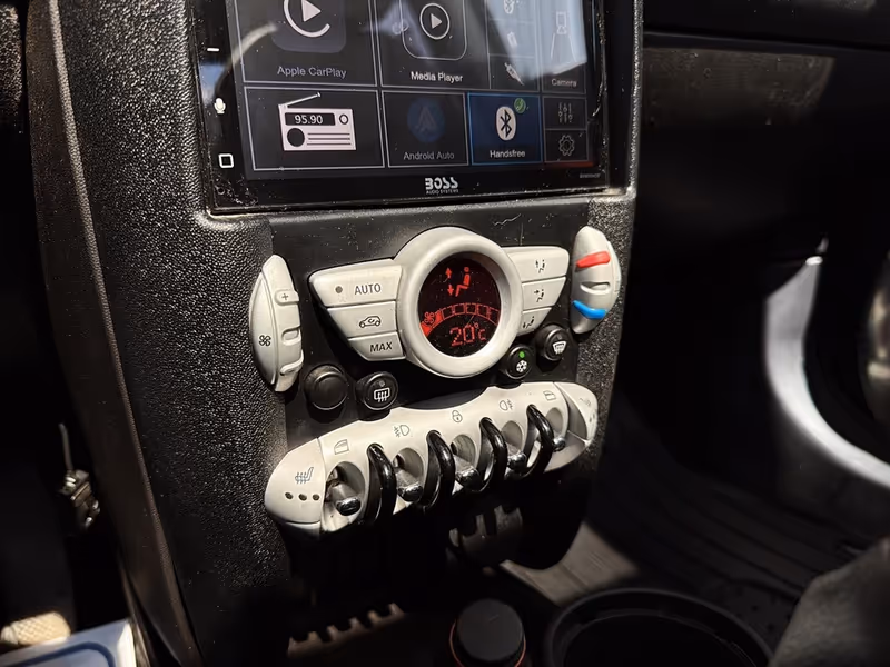 2010 MINI Cooper Hardtop 2dr Cpe