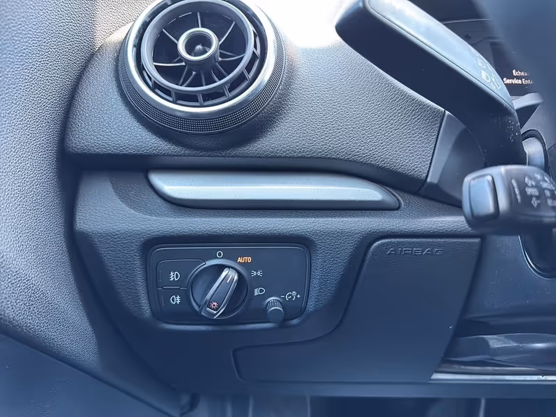 2015 Audi A3 1.8T Komfort