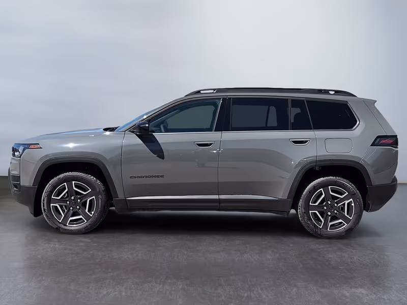 2026 Jeep Cherokee Laredo
