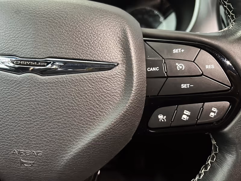 2021 Chrysler Pacifica Touring