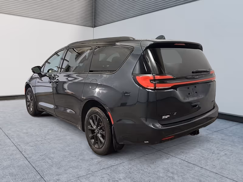 2021 Chrysler Pacifica Touring