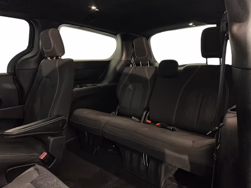 2021 Chrysler Pacifica Touring