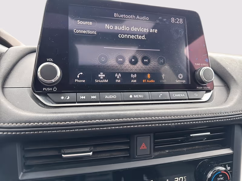 2023 Nissan Rogue SV Moonroof