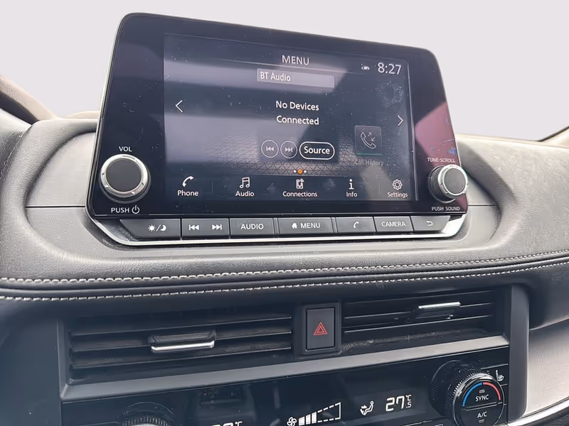 2023 Nissan Rogue SV Moonroof