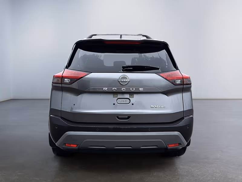 2023 Nissan Rogue SV Moonroof