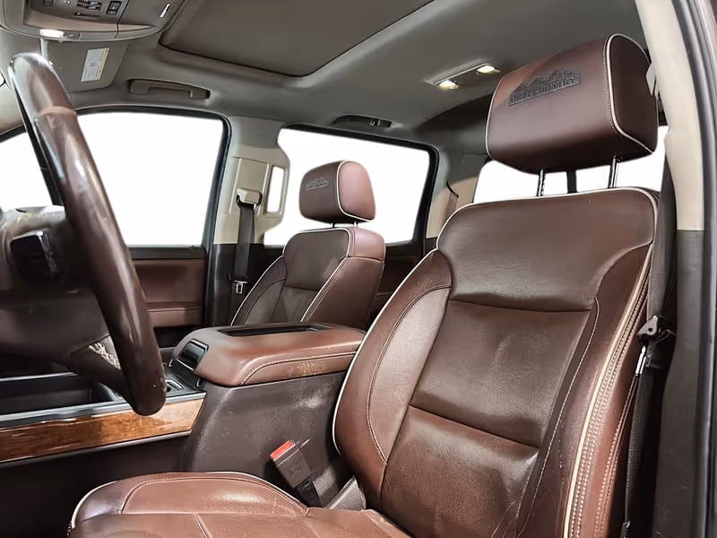 2018 Chevrolet Silverado 1500 High Country