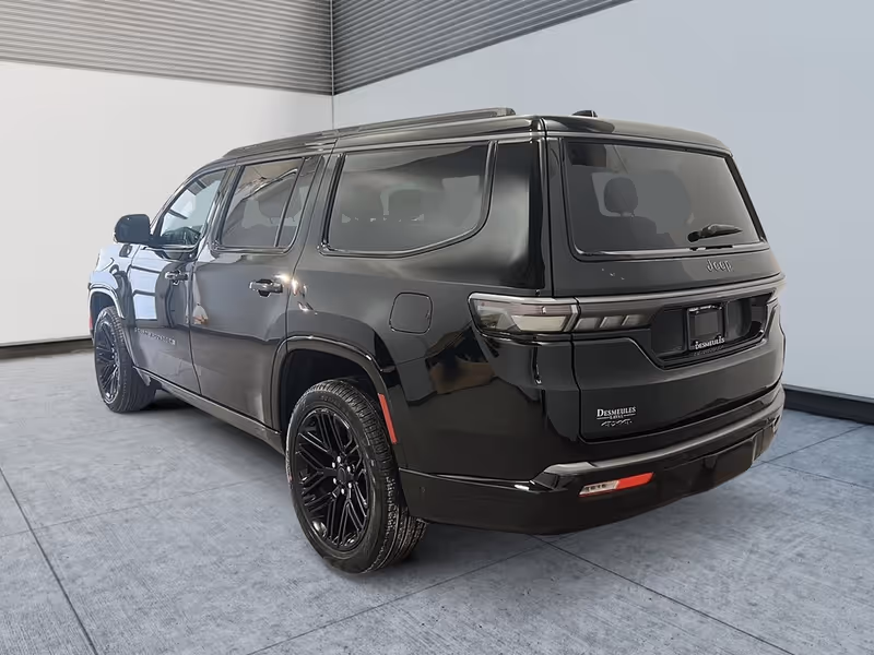 2026 Jeep Grand Wagoneer Limited Reserve