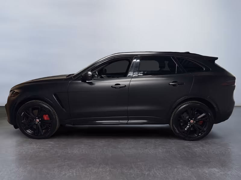 2021 Jaguar F-PACE P550 SVR
