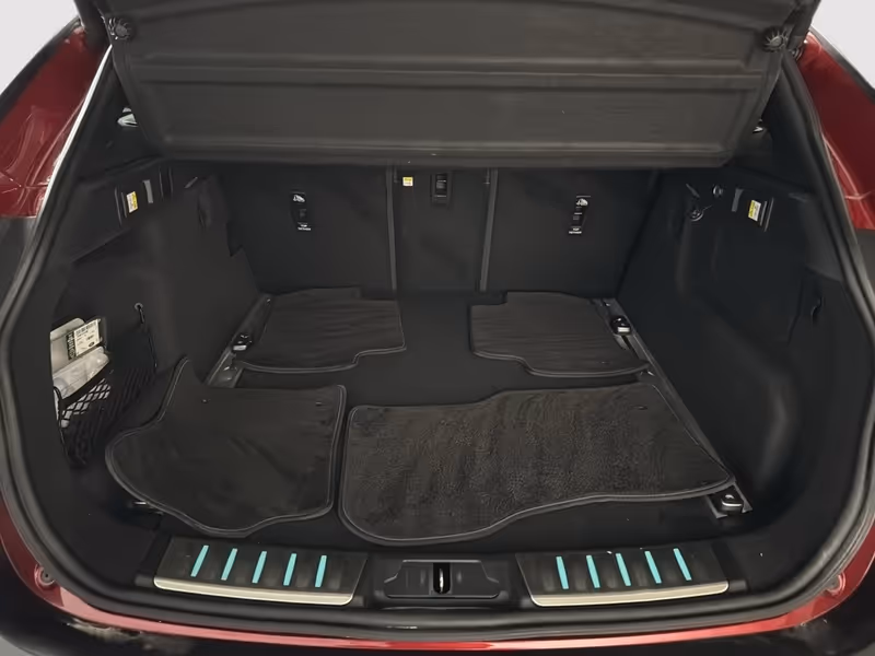 2021 Jaguar F-PACE P550 SVR