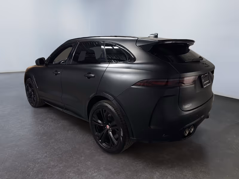 2021 Jaguar F-PACE P550 SVR