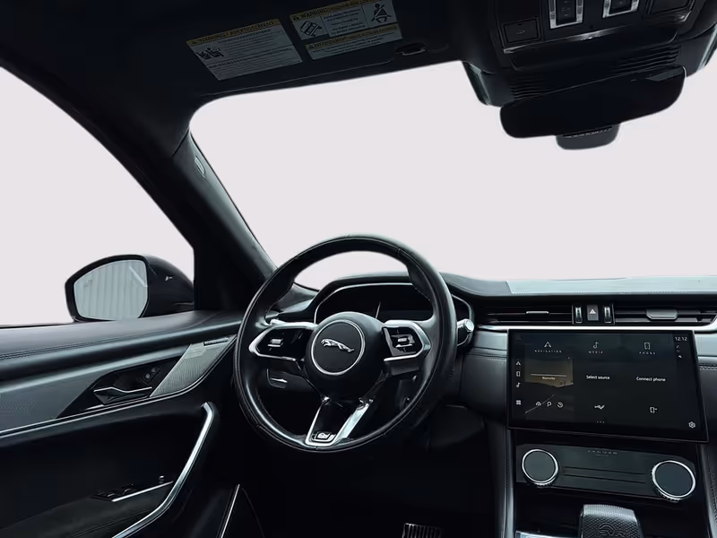 2021 Jaguar F-PACE P550 SVR