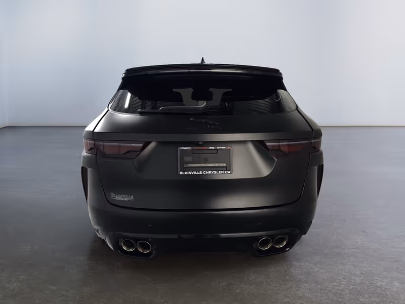 2021 Jaguar F-PACE P550 SVR