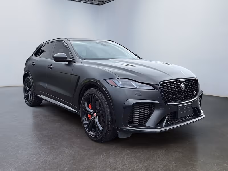 2021 Jaguar F-PACE P550 SVR