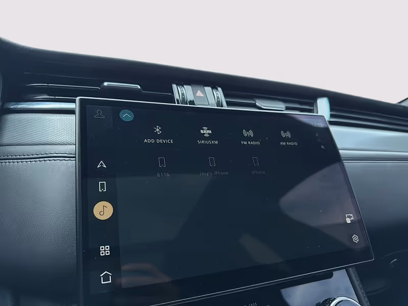 2021 Jaguar F-PACE P550 SVR