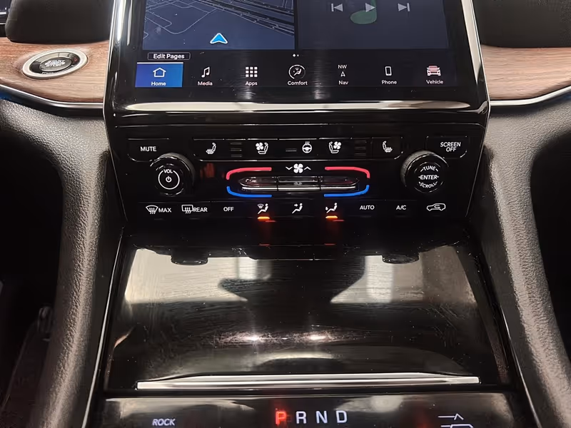 2023 Jeep Grand Cherokee Summit