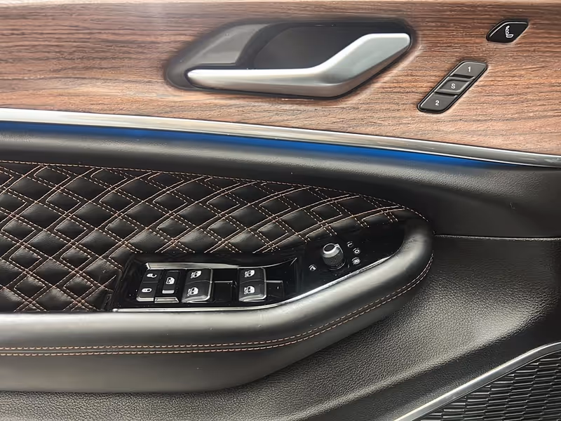 2023 Jeep Grand Cherokee Summit