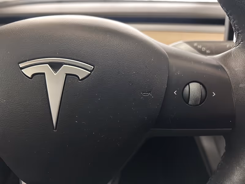 2022 Tesla Model 3 Standard Range