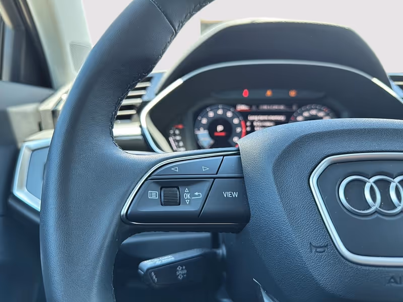 2025 Audi Q3 Premium