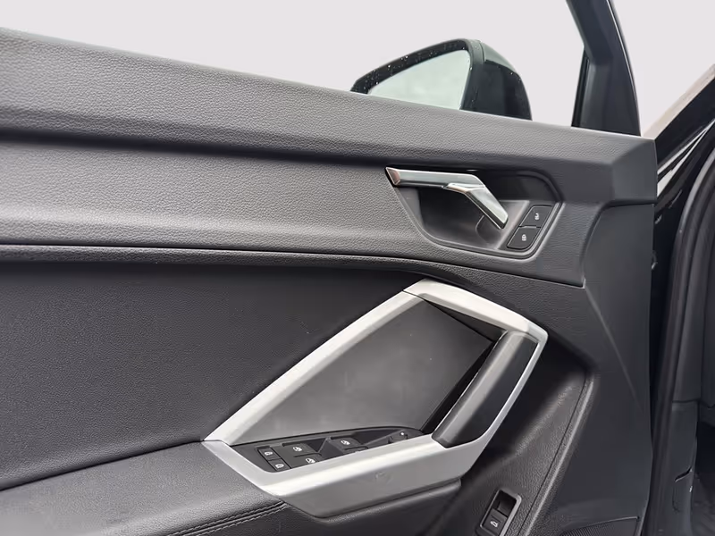 2025 Audi Q3 Premium