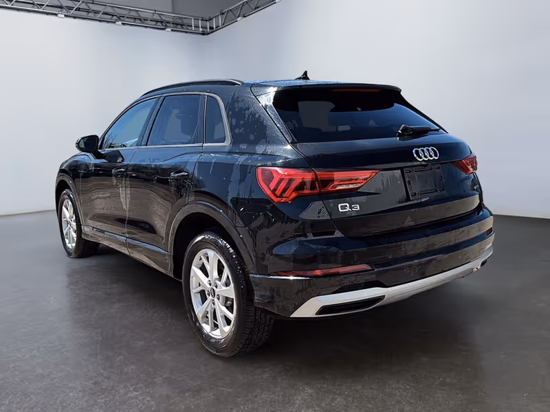 2025 Audi Q3 Premium
