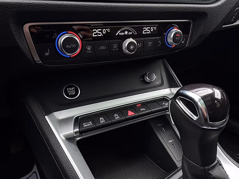 2025 Audi Q3 Premium