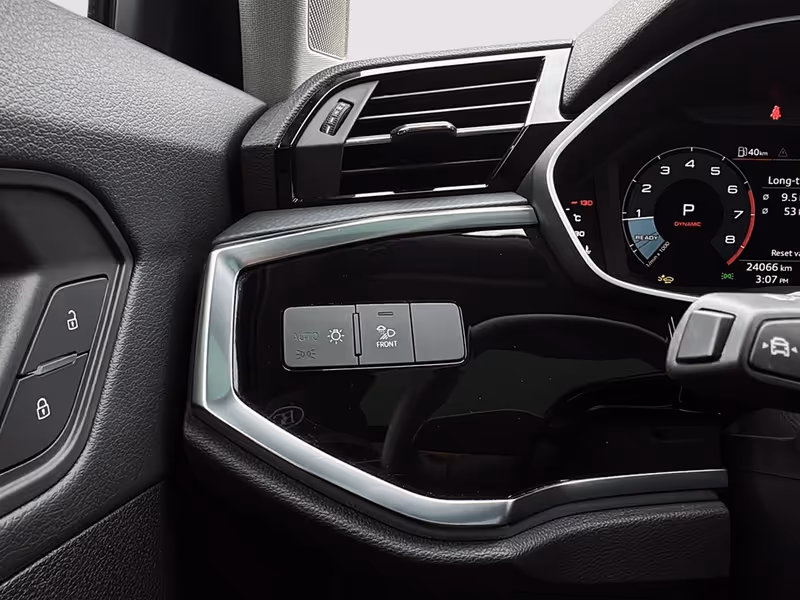 2025 Audi Q3 Premium