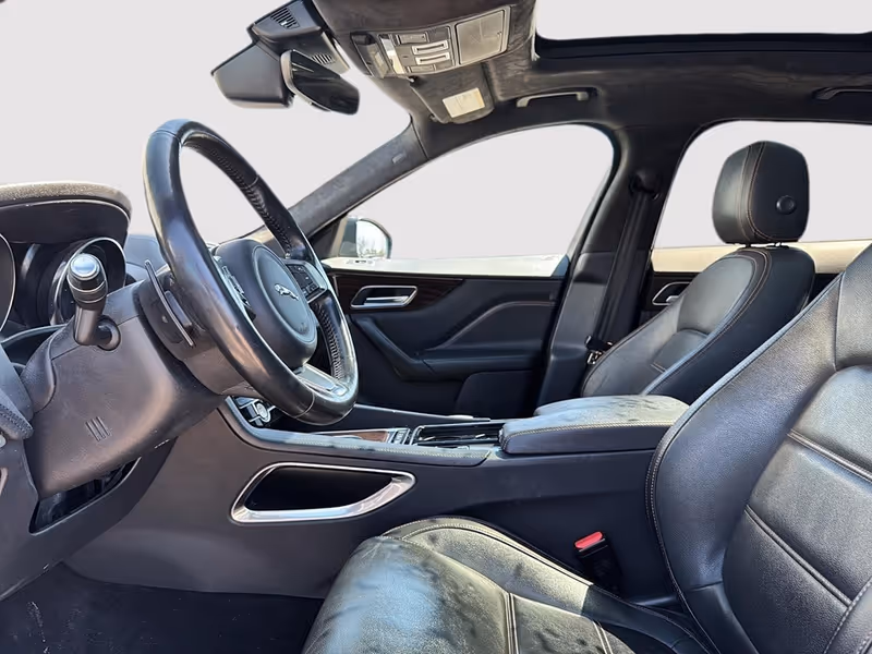 2019 Jaguar F-PACE Prestige