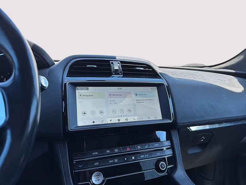 2019 Jaguar F-PACE Prestige