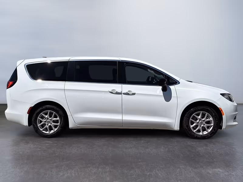 2024 Chrysler Grand Caravan SXT