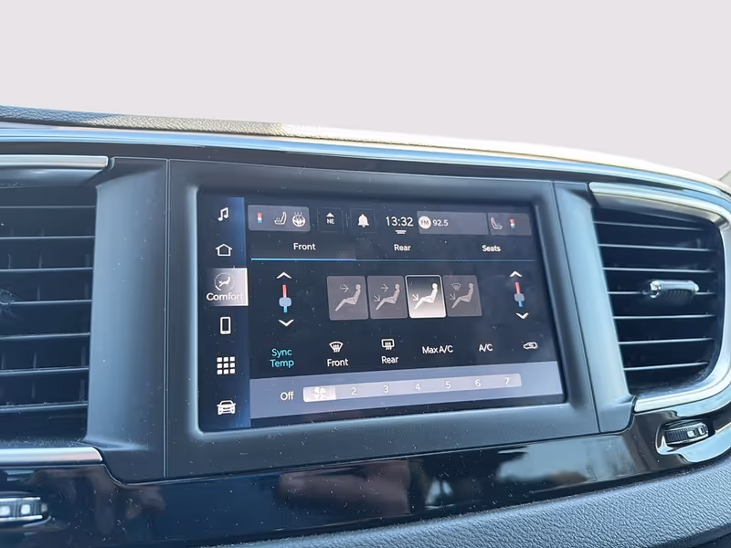 2024 Chrysler Grand Caravan SXT