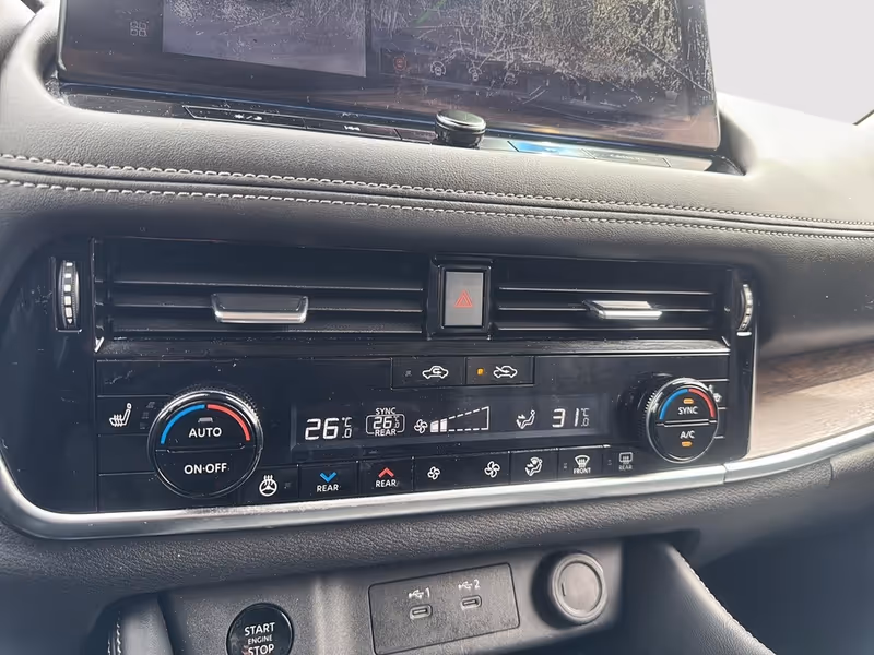 2025 Nissan Rogue Platinum